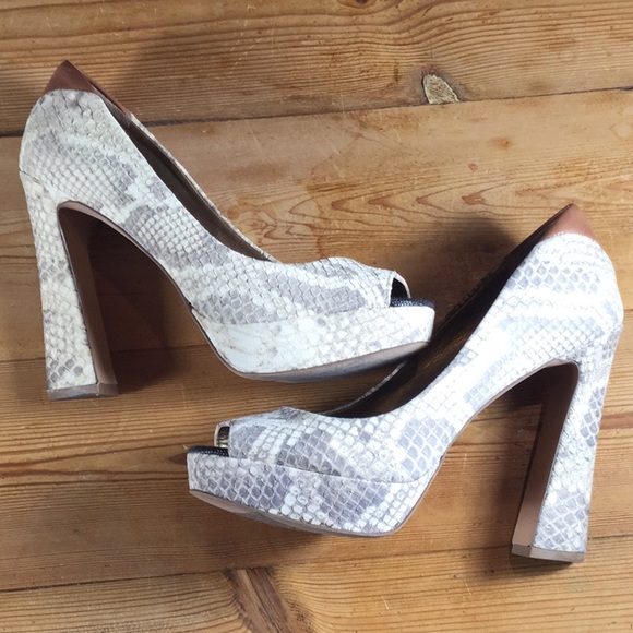 Sam Edelman Shoes - Sam Edelman Tacoma Snake Skin Peep Toe Heels